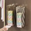 منظم للشالات والملابس الداخلية